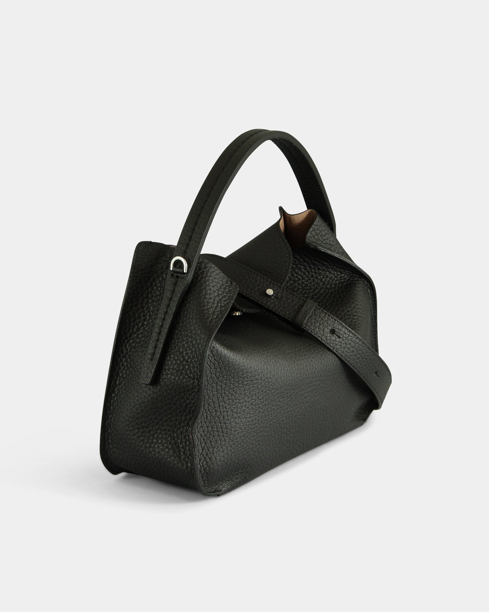 INES 2867 Nero